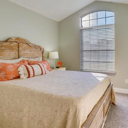 Family-Friendly Pcb Vacation Rental, Walk To Beach